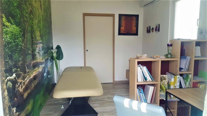 Naeriforme_loupian_bureau1.jpg